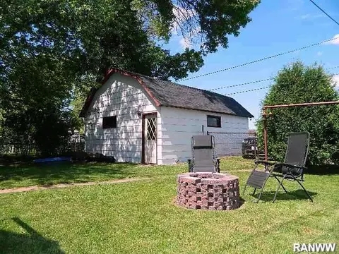 2419 E 3rd Rd, Superior, WI 54880 photo 4