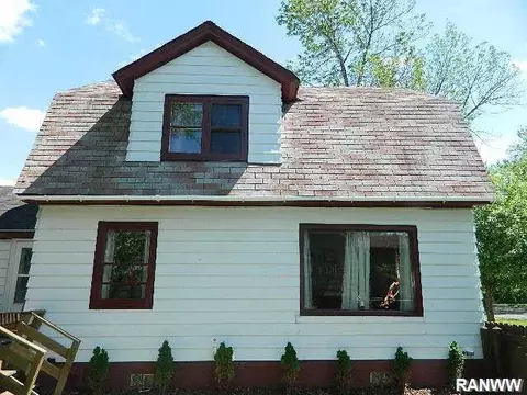 2419 E 3rd Rd, Superior, WI 54880 photo 3