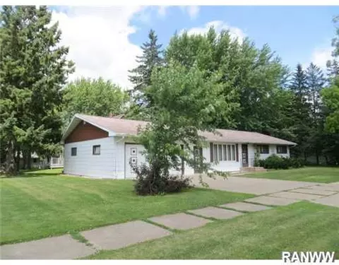 101 E Maple St, Thorp, WI 54771 photo 2