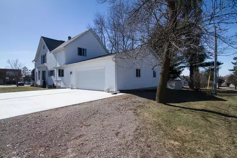 225 E 5th Ave, Stanley, WI 54768 photo 22