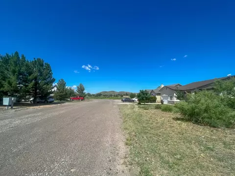 lot4 W Eagle Pass, Alpine, TX 79830 photo 3