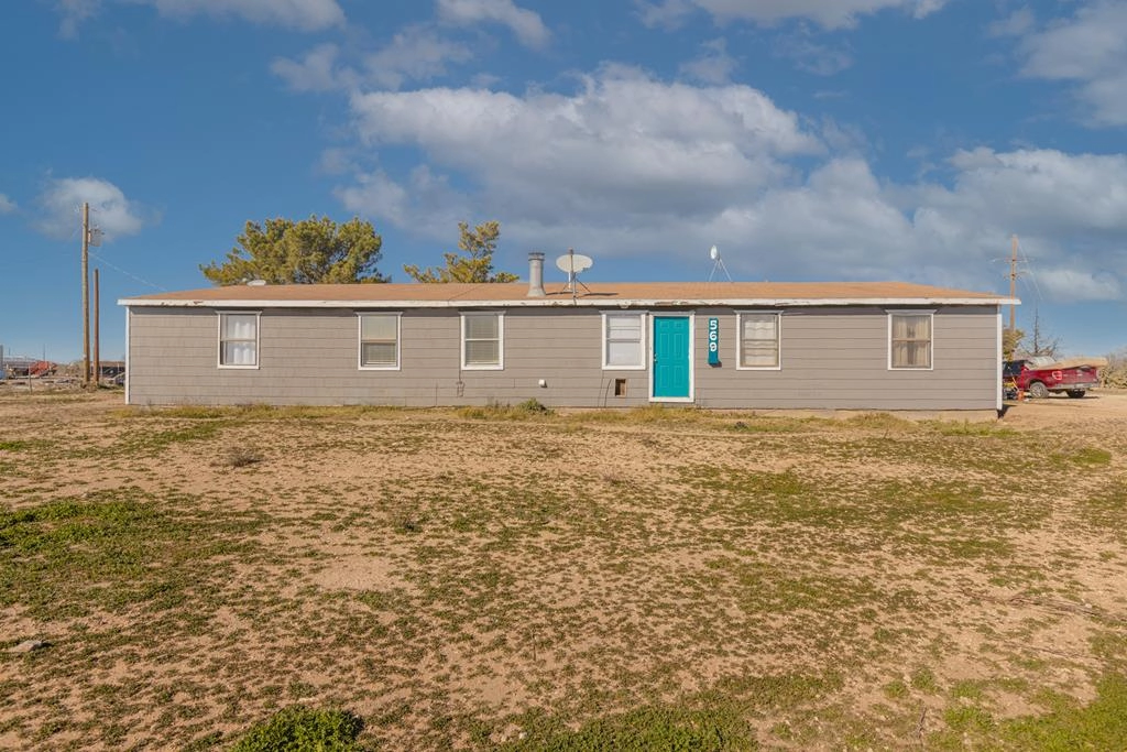 569 E Blue Diamond St  