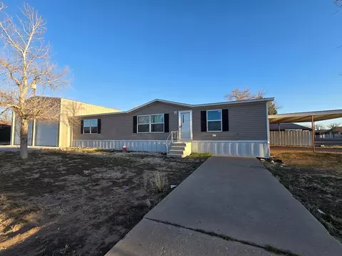 303 E Midland St, Kermit, TX 79745 photo 1