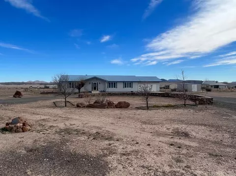 102 Lt Colonel Merritt, Fort Davis, TX 79734