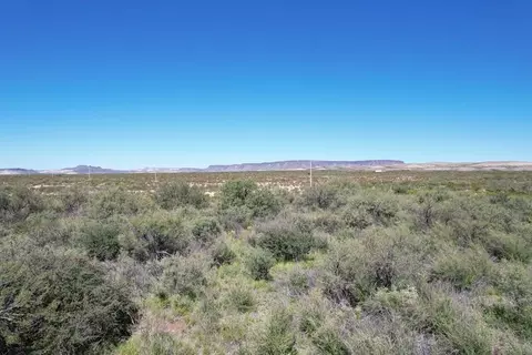 26 Butcherknife Rd # -2, Alpine, TX 79830