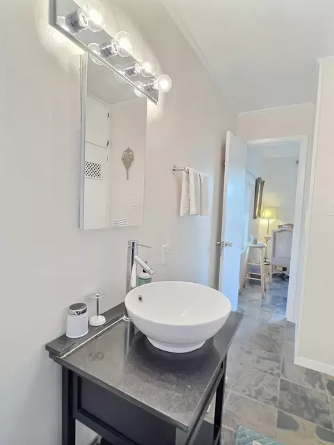 Bath - 703 W Fourth St, Marfa, TX 79843 photo 4 of 4