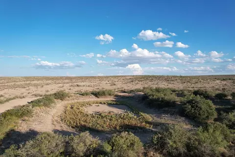4 Bridle Path Run, Sierra Blanca, TX 79851