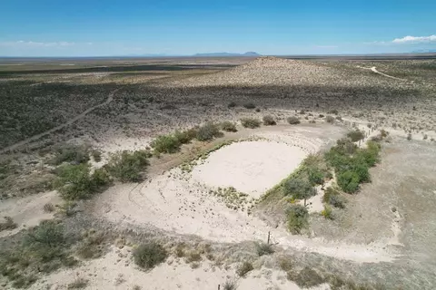 17 Hummingbird Run, Sierra Blanca, TX 79851