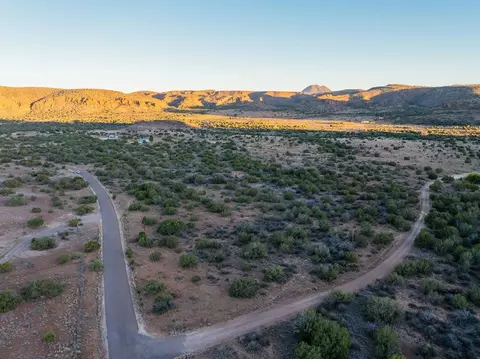 000 Wagon Rd, Alpine, TX 79830 photo 23