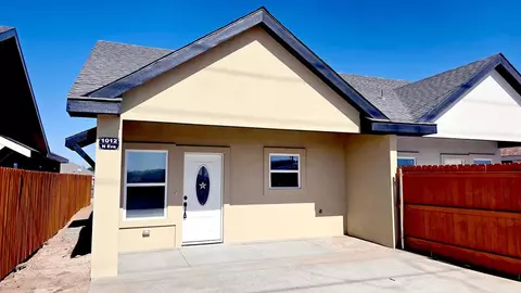 1012 N Eva Ave, Monahans, TX 79756