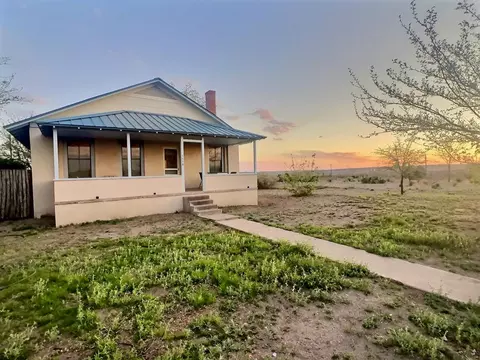 1029 W Caa St, Marfa, TX 79843 photo 1