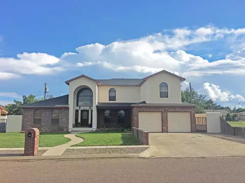 514 E John W Rd, Alpine, TX 79830