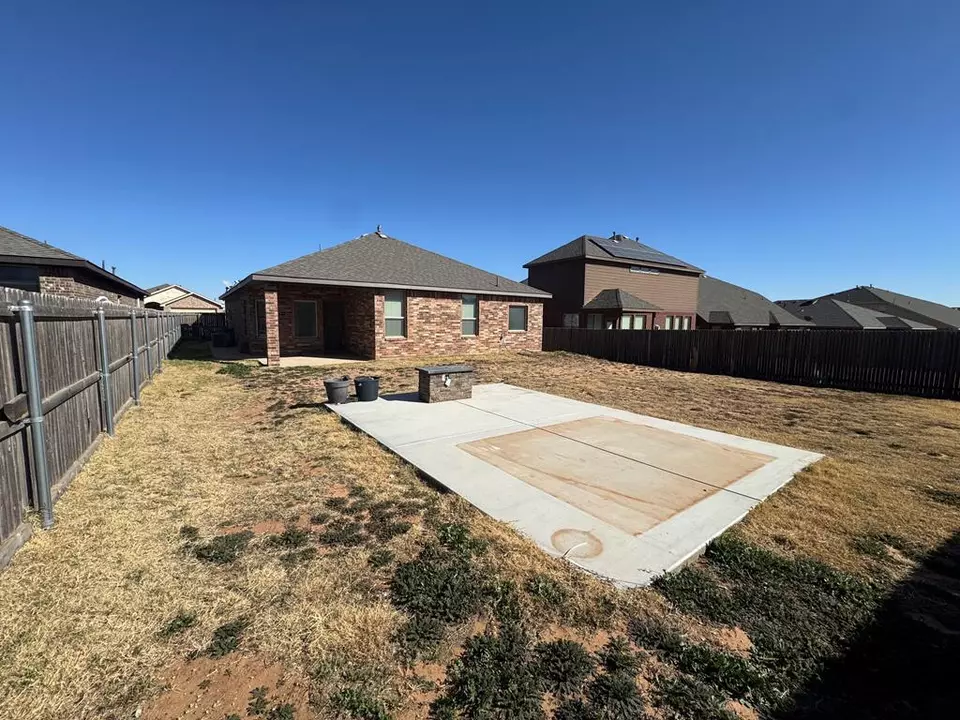 Exterior - 6981 King Ranch Rd, Odessa, TX 79765 photo 4 of 5