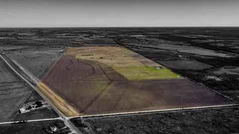 13688 County Line S, Birome, TX 76673