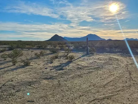 8616 Starry Night, Terlingua, TX 79852