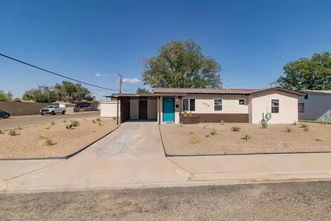 900 S Gary, Monahans, TX 79756