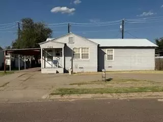 744 S Ave A, Kermit, TX 79745