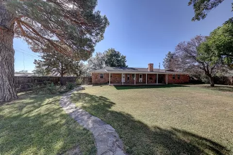 Exterior - 209 E Marfa Ave, Alpine, TX 79830 photo 2 of 5