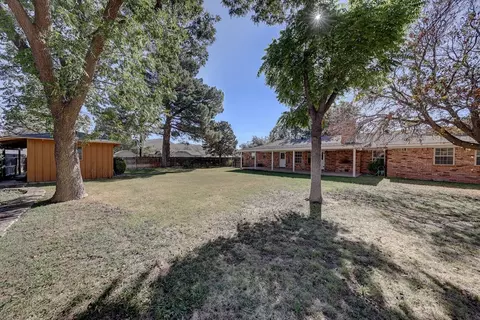 Exterior - 209 E Marfa Ave, Alpine, TX 79830 photo 5 of 5