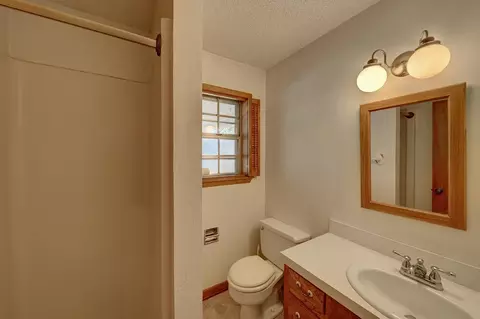 Bath - 209 E Marfa Ave, Alpine, TX 79830 photo 1 of 3