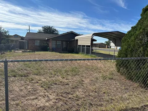 8833 W Cholla Cir, Odessa, TX 79763
