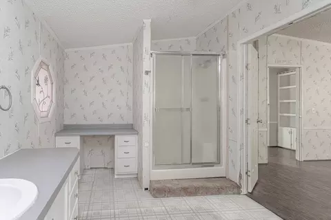 Bath - 4448 Morning Glory Dr # -A, Gardendale, TX 79758 photo 1 of 4