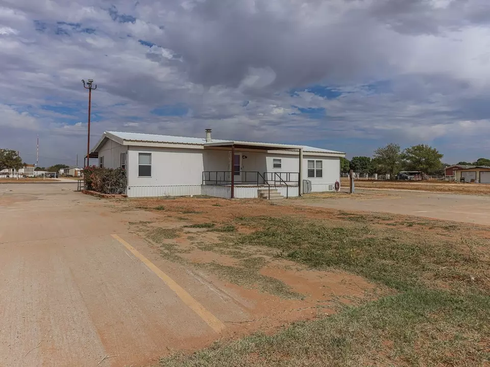 Exterior - 4448 Morning Glory Dr # -A, Gardendale, TX 79758 photo 5 of 5