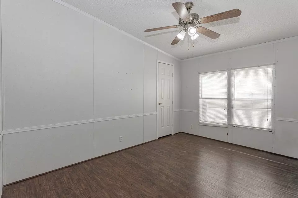 Bedroom - 4448 Morning Glory Dr # -A, Gardendale, TX 79758 photo 2 of 4