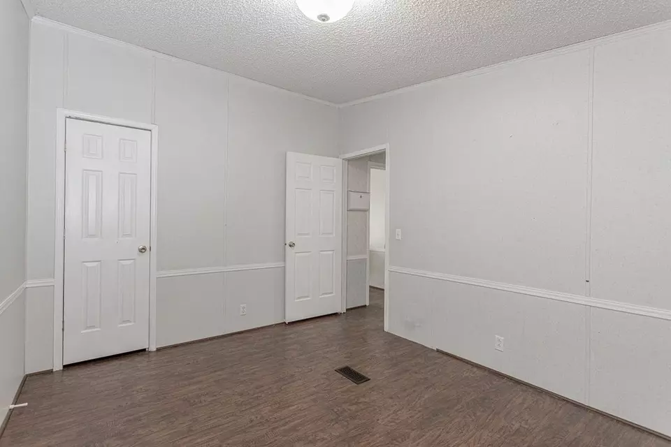 Bedroom - 4448 Morning Glory Dr # -A, Gardendale, TX 79758 photo 4 of 4