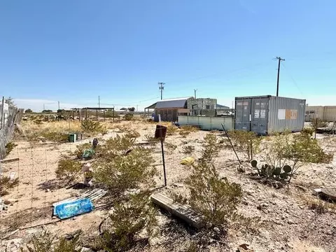 1006 Woodard, Pyote, TX 79777