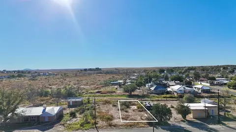 505 S Summer St, Marfa, TX 79843