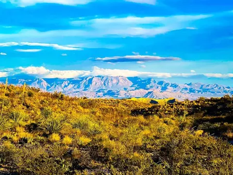 34952 Mariposa Dr, Terlingua, TX 79852