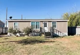 706 SW 8th St, Andrews, TX 79714