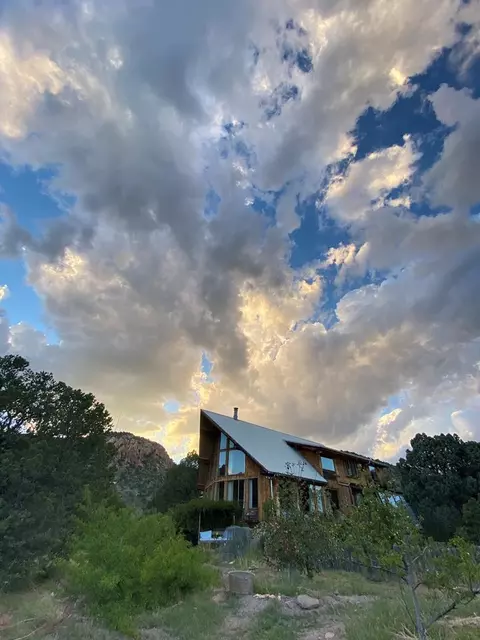 100 N Canyon Rd, Fort Davis, TX 79734