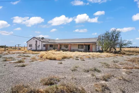 331 County Rd 413, Pecos, TX 79772
