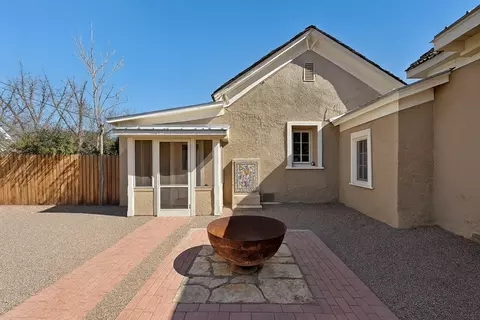 Exterior - 405 N Austin St, Marfa, TX 79843 photo 6 of 14