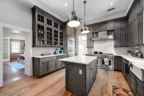 Kitchen - 405 N Austin St, Marfa, TX 79843 photo 3 of 4