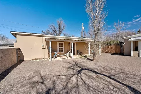 Exterior - 405 N Austin St, Marfa, TX 79843 photo 8 of 14