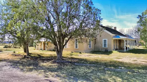 Other - 405 N Austin St, Marfa, TX 79843 photo 3 of 8