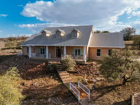 102 Clear View Dr, Fort Davis, TX 79734