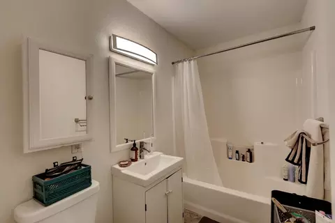 Bath - 400 E 1st St #A-D, Marfa, TX 79843 photo 3 of 3
