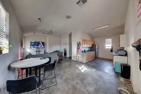Other - 400 E 1st St #A-D, Marfa, TX 79843 photo 3 of 4