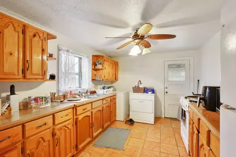 Kitchen - 610 E Columbia St, Marfa, TX 79843 photo 1 of 3