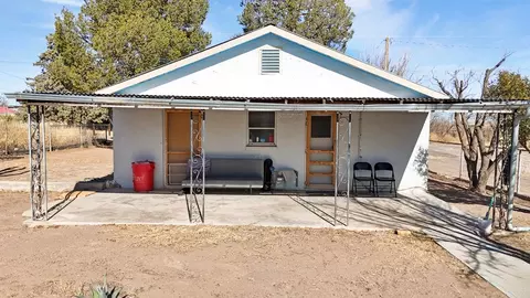 Exterior - 610 E Columbia St, Marfa, TX 79843 photo 2 of 8
