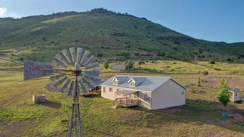 109 Comanche Trl, Fort Davis, TX 79734