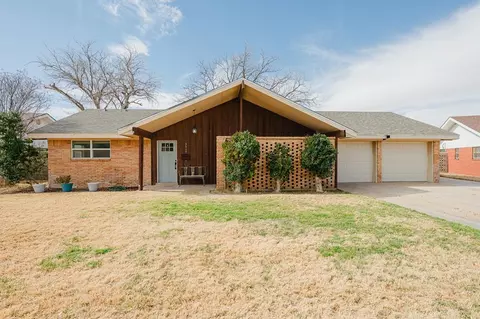 3917 Dumont Dr, Odessa, TX 79762