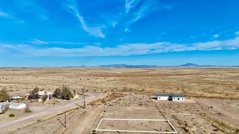 1002 N Plateau St, Marfa, TX 79843