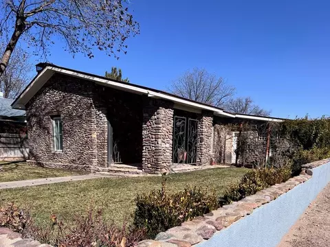 514 N Austin St, Marfa, TX 79843