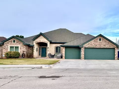 8 Abigail Drive, Andrews, TX 79714