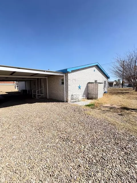 814 N Webber Ave, Odessa, TX 79763 photo 1